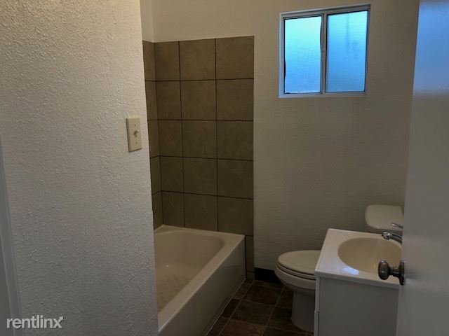 Building Photo - 4 br, 2 bath House - 1340 Meadow Lane