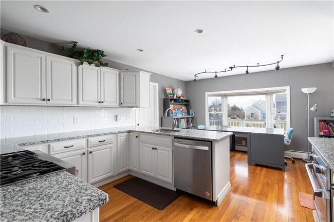 Foto del edificio - 45 Windstone Dr