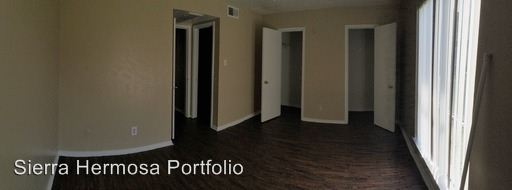 Building Photo - 3200 Las Vegas Trl