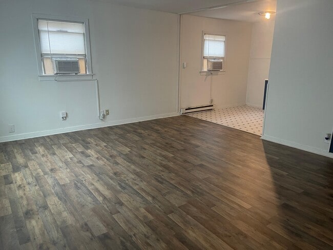 Building Photo - 2708 Cave Ave NW