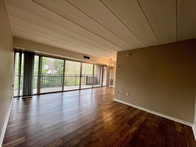 Foto del edificio - 2304 Riddle Ave
