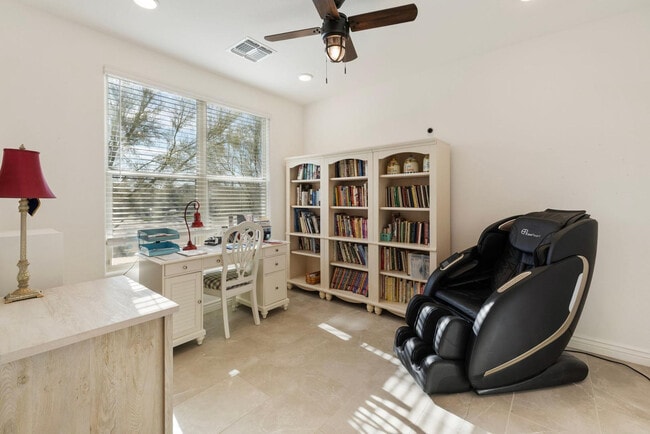 Foto del edificio - 5100 E Rancho Paloma Dr