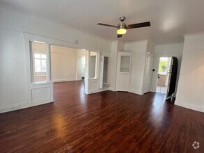 Building Photo - 1701 Winder St