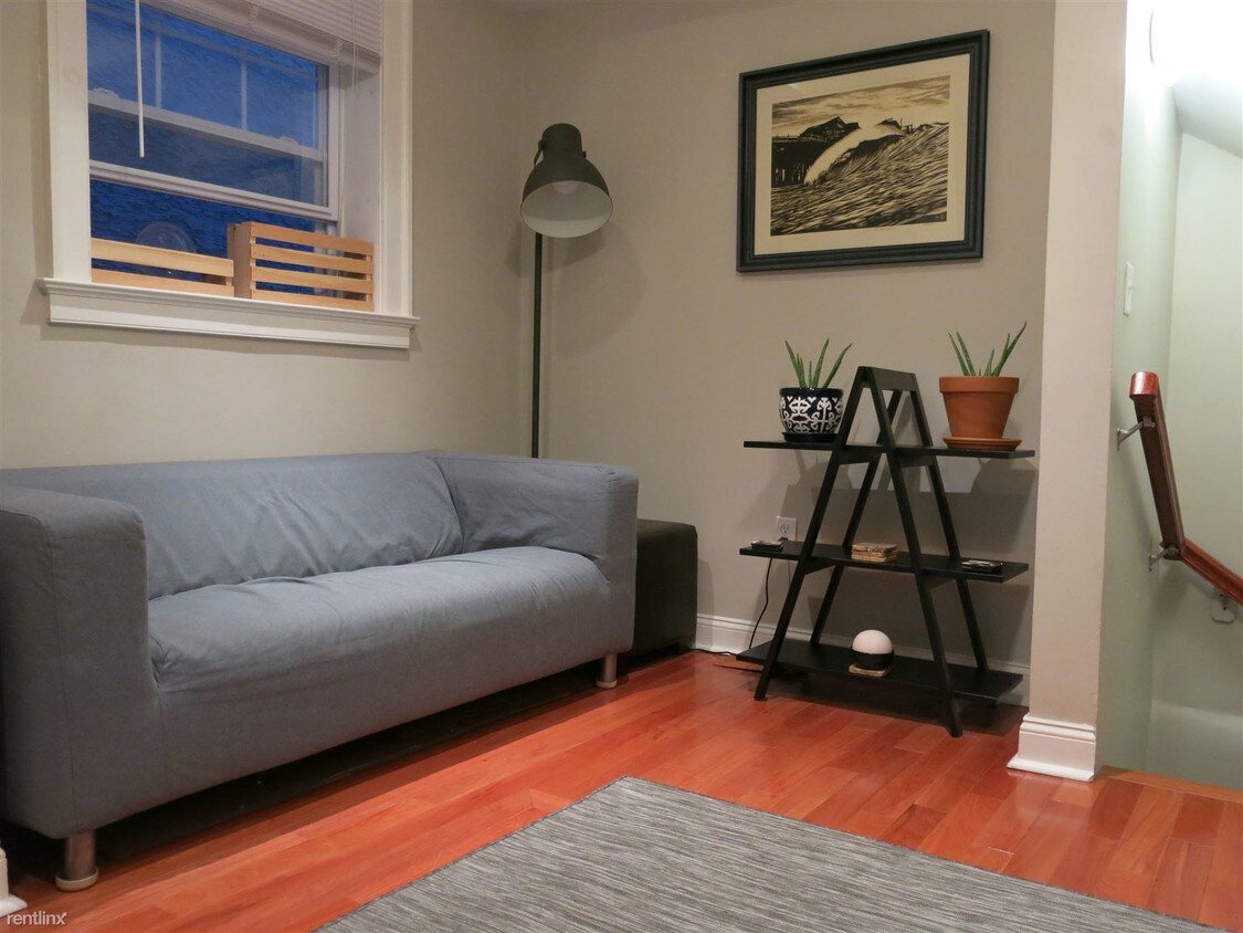 953 N Randolph St Unit 2, Philadelphia, PA 19123 Condo for Rent in