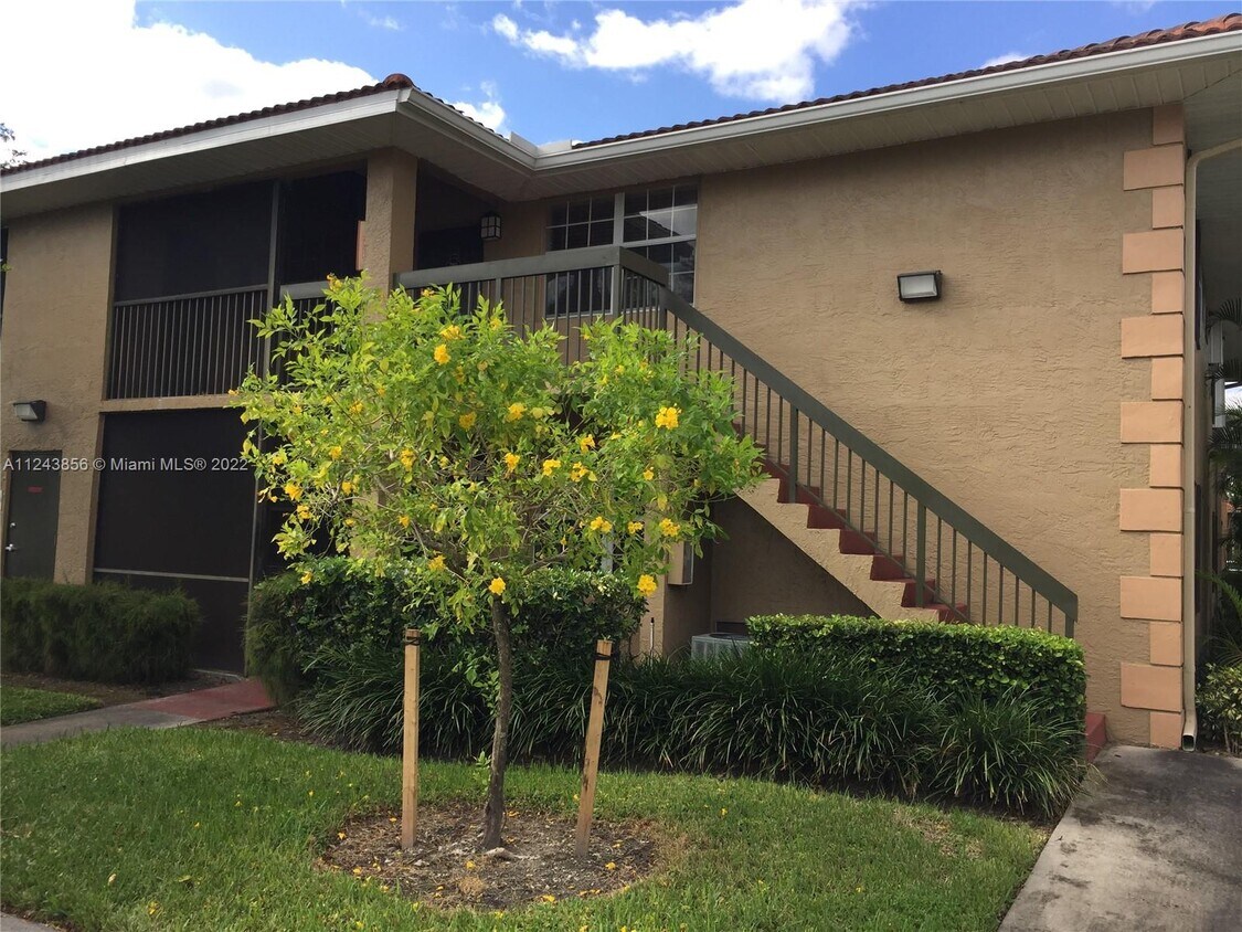 Primary Photo - 778 NW 103rd Ter
