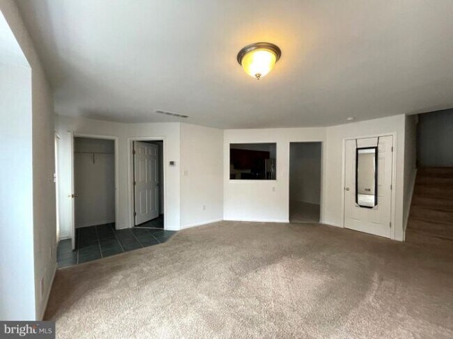 Foto del edificio - 8323 Green Heron Way