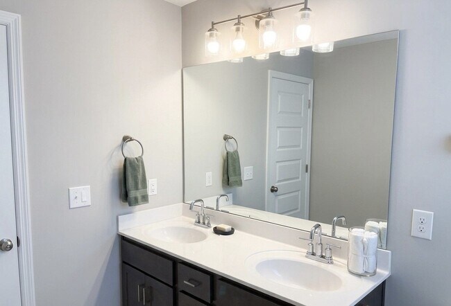 Foto del edificio - 2736 Wind Gap Dr
