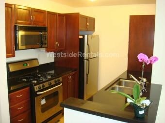 Foto principal - 18350 Hatteras St