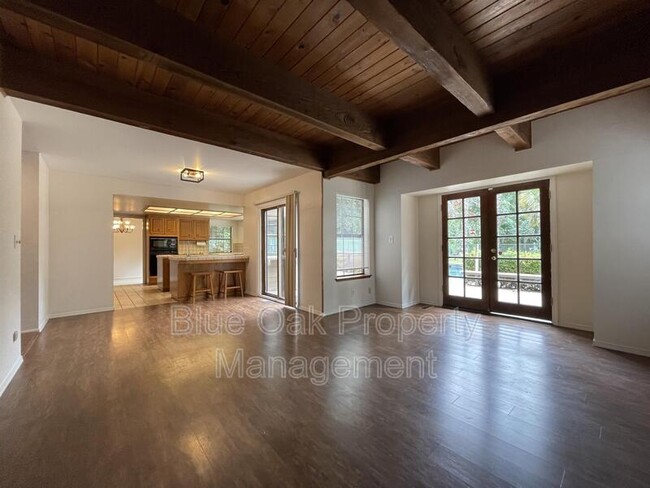 Building Photo - 50 Guynn Bridge Ct