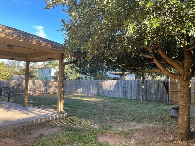 Building Photo - 14401 Lilley Brook Cove