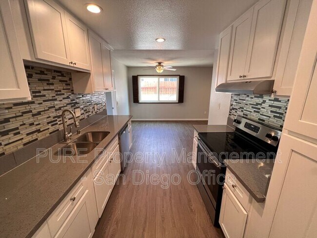 Foto del edificio - 1041 Flax Ct