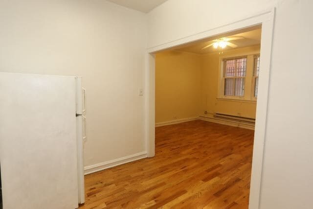 Foto del edificio - 545 W Wellington Ave