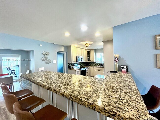 Foto del edificio - 610 NE 2nd Pl