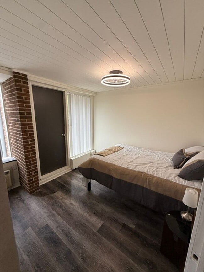 Interior Photo - Haven on Geddes