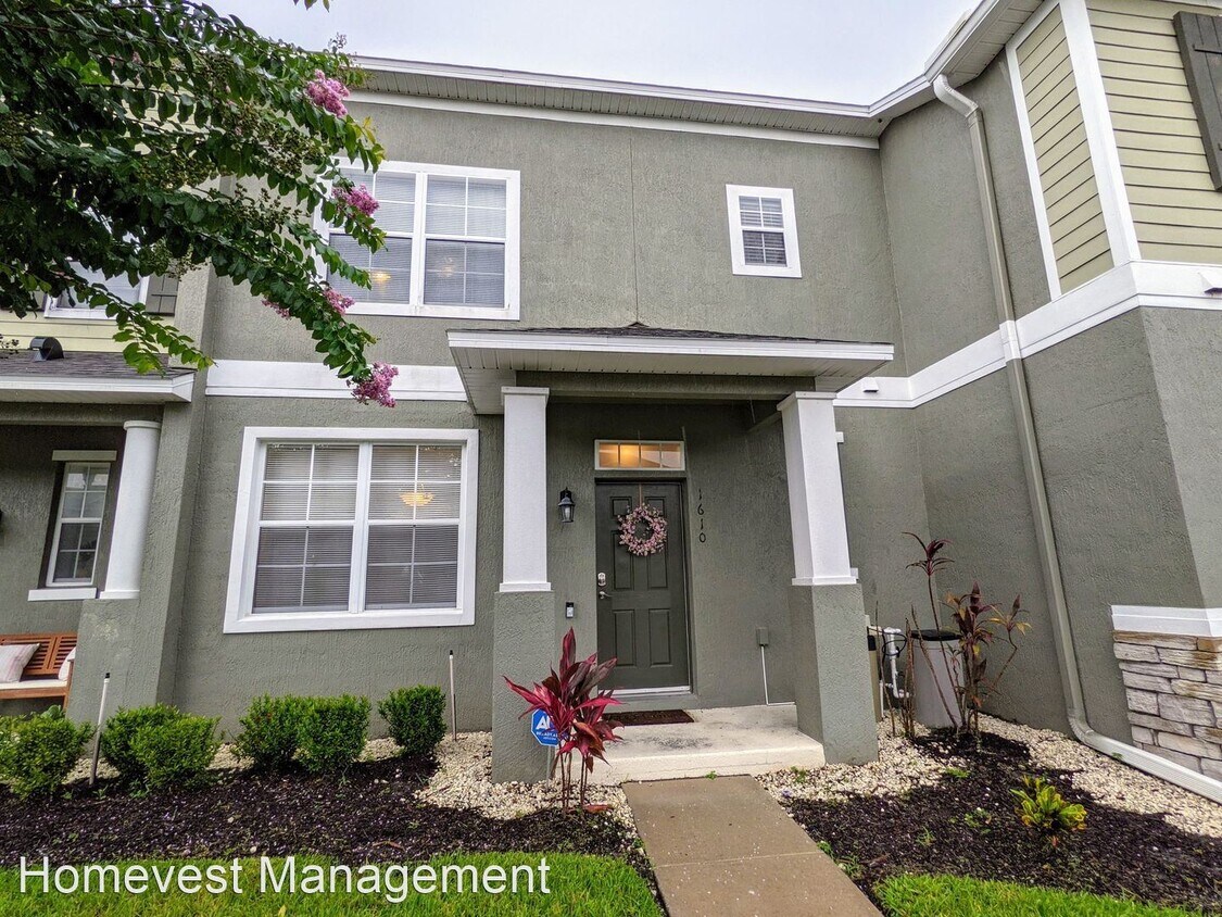 Primary Photo - 3 br, 2.5 bath House - 1610 J Lawson Blvd