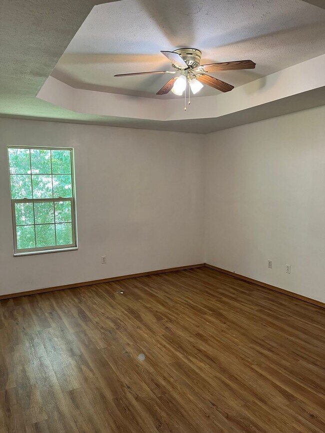 Foto del edificio - S0092-MF-E1