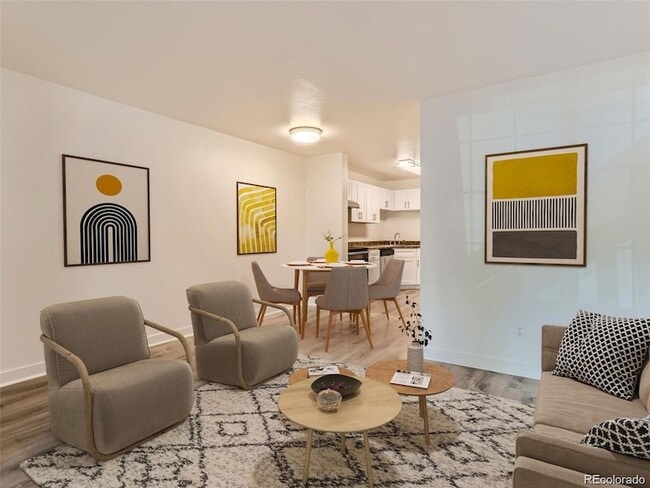 Photo - 165 S Sable Blvd Apartment