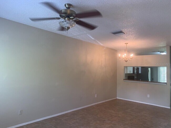 Foto del edificio - 6203 Bayside Key Dr