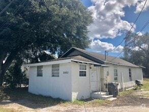 Building Photo - 2405 E Main St
