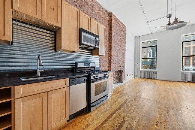 Foto del edificio - 332 East 116th street