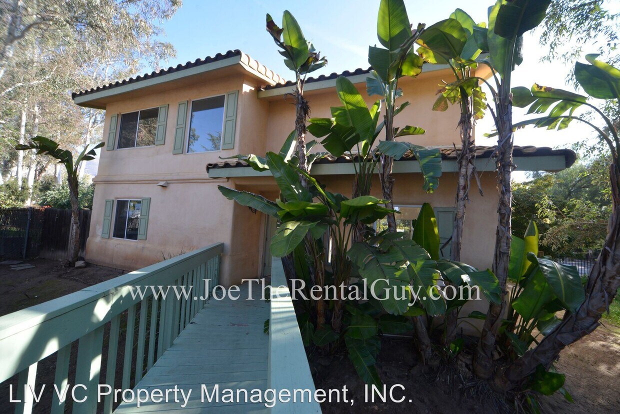 Primary Photo - 406 Lion St