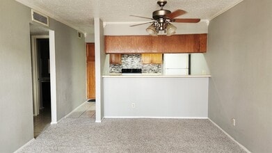 Building Photo - 7313 Gulf Fwy