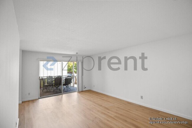 Foto del edificio - 255 S Rengstorff Ave