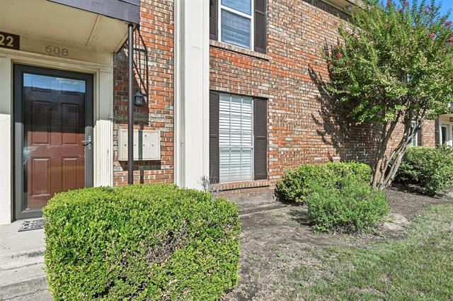 Foto del edificio - 4022 Ridglea Country Club Dr