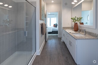 2BR, 2BA - 1,176SF-B1C- Bathroom - The Maggie Flats