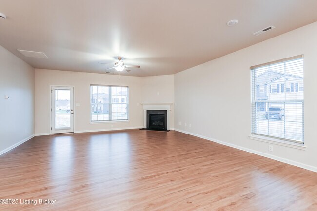 Foto del edificio - 11900 Parkside Vista Ln