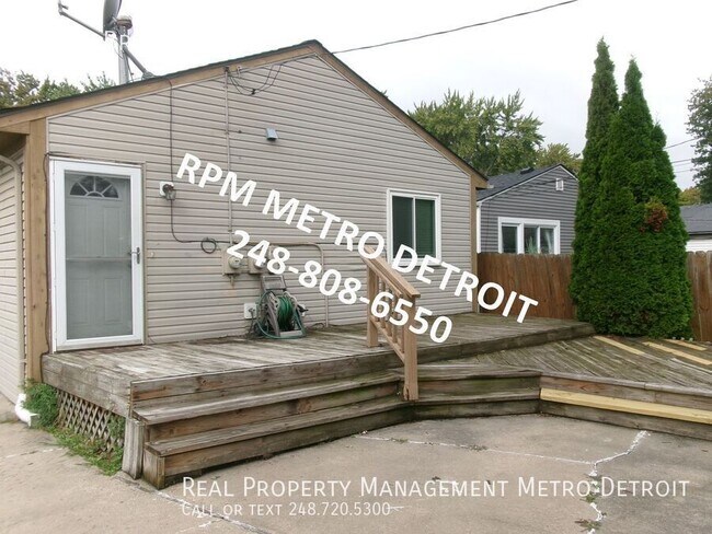 Building Photo - PRICE INPROVEMENT: MOVE ON READY RANCH HOM...