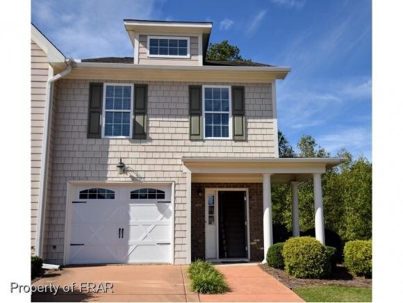 Foto principal - 2335 Bentridge Ln