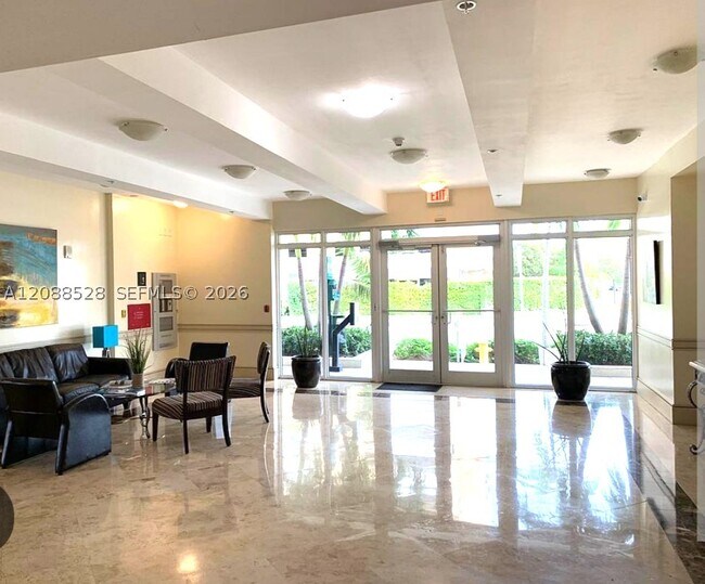Foto del edificio - 2400 SW 27th Ave