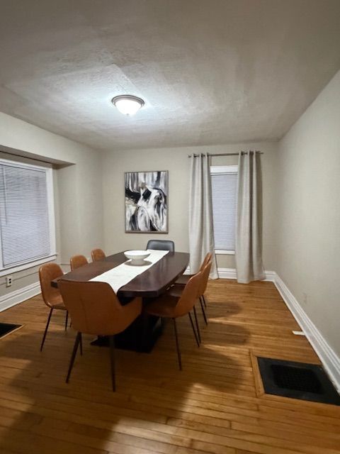 Foto del edificio - 750 Euclid Ave