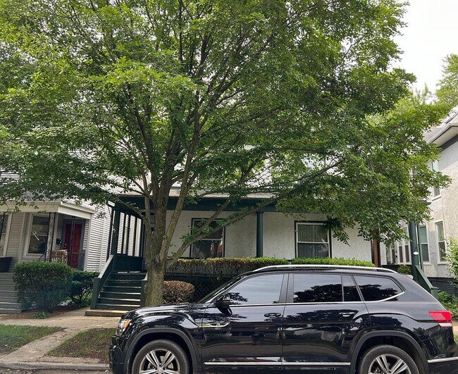 Photo - 1110 Foster St House