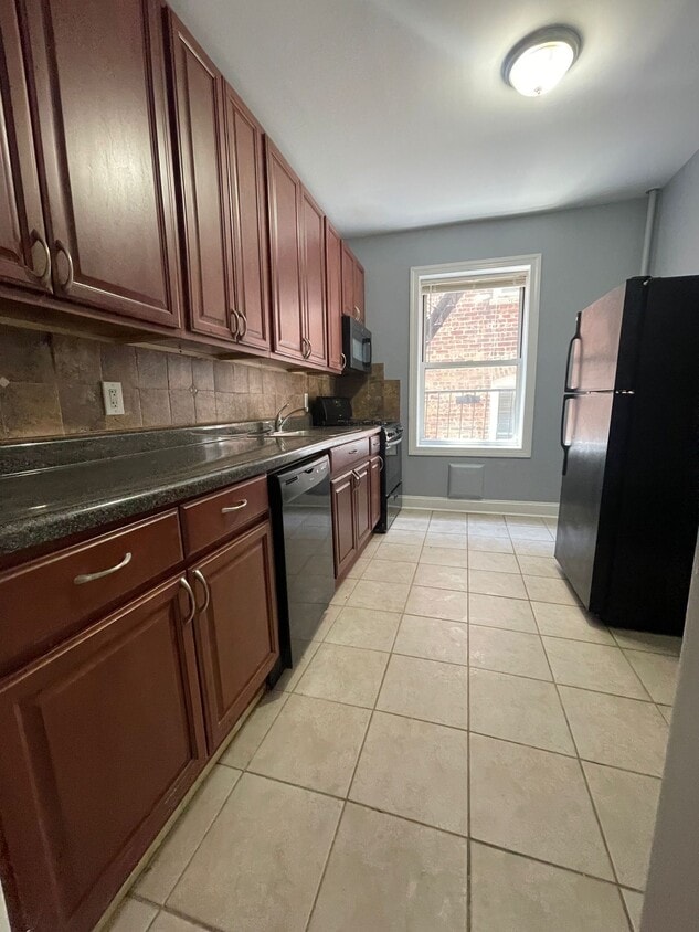 725 Avenue A Unit 6, Bayonne, NJ 07002 Apartments in Bayonne, NJ