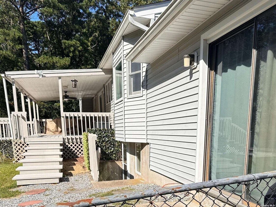 50 Wilstan Ave, Patchogue, NY 11772 House Rental in Patchogue, NY