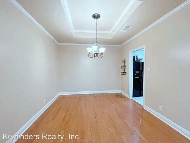 Building Photo - 3 br, 2 bath House - 15335 High Woods Dr