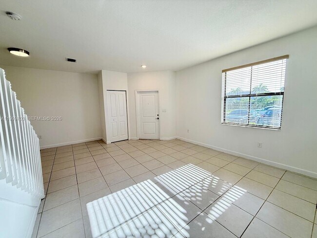 Foto del edificio - 28721 SW 132nd Pl