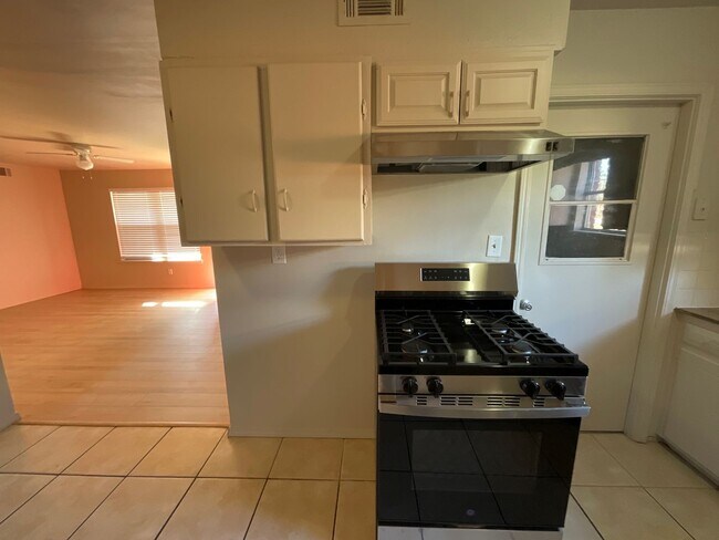 Foto del edificio - 1009 SW 65th St