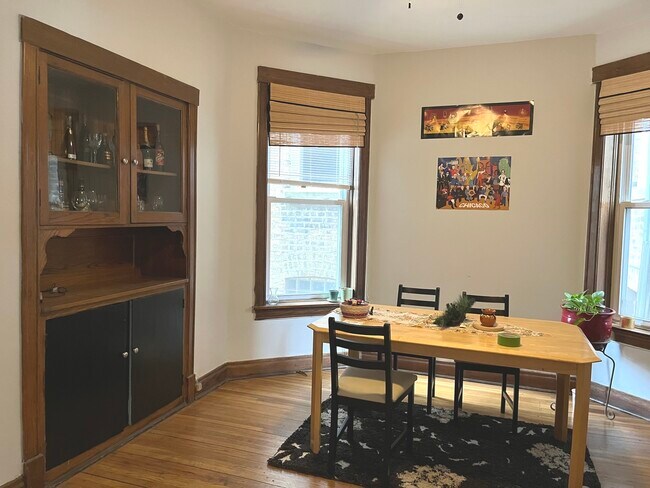 Foto del edificio - 1424 W Berwyn Ave