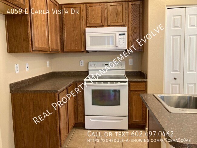 Building Photo - 4059 E Carla Vista Dr