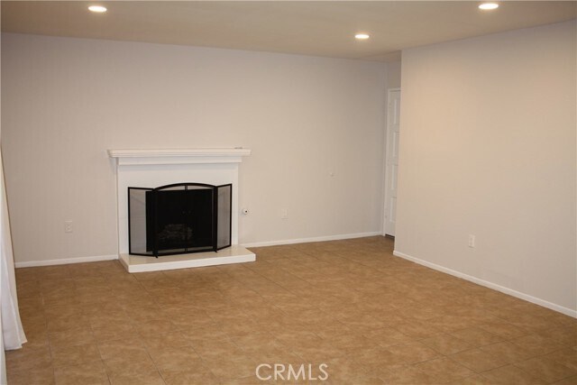 Building Photo - 1094 Cabrillo Park Dr