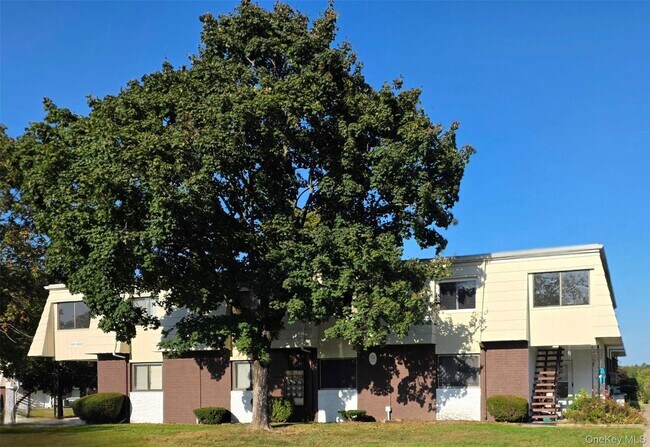 Foto del edificio - 1506 Cortland Dr