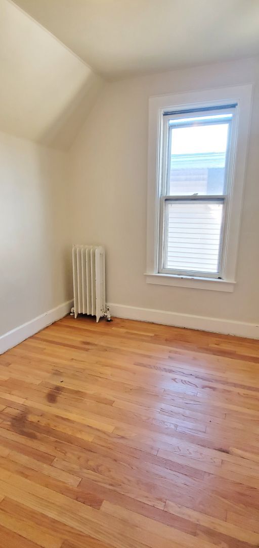 Foto del edificio - 218 N Oakland Ave