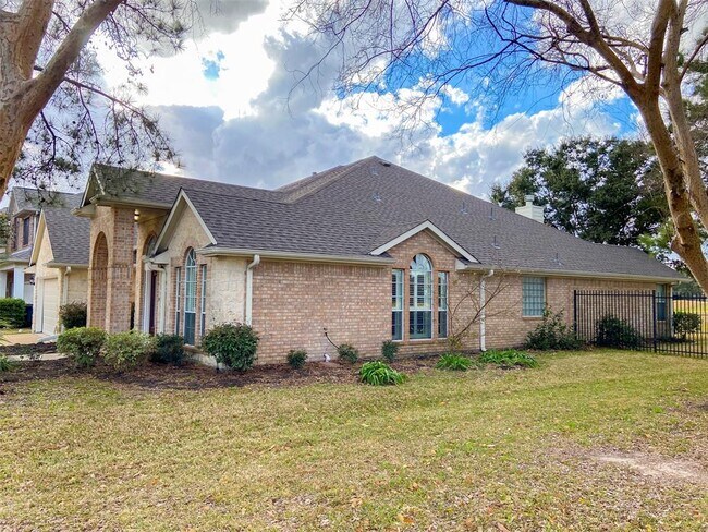 Building Photo - 11527 Stone Mallow Dr