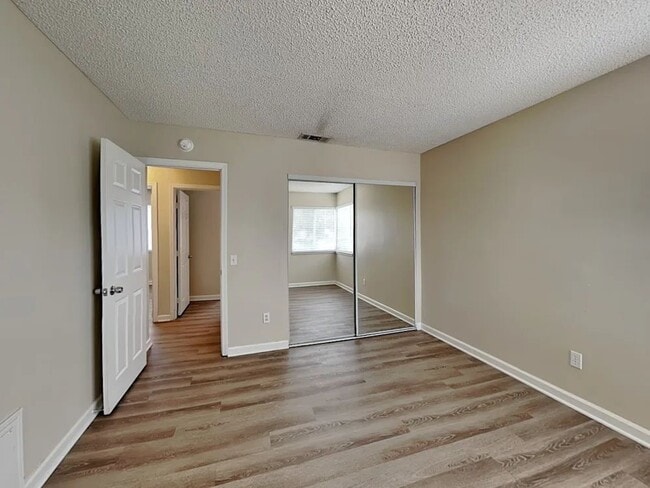 Building Photo - 4038 Hale St
