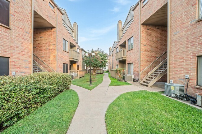 Foto del edificio - 2023 Gentry St