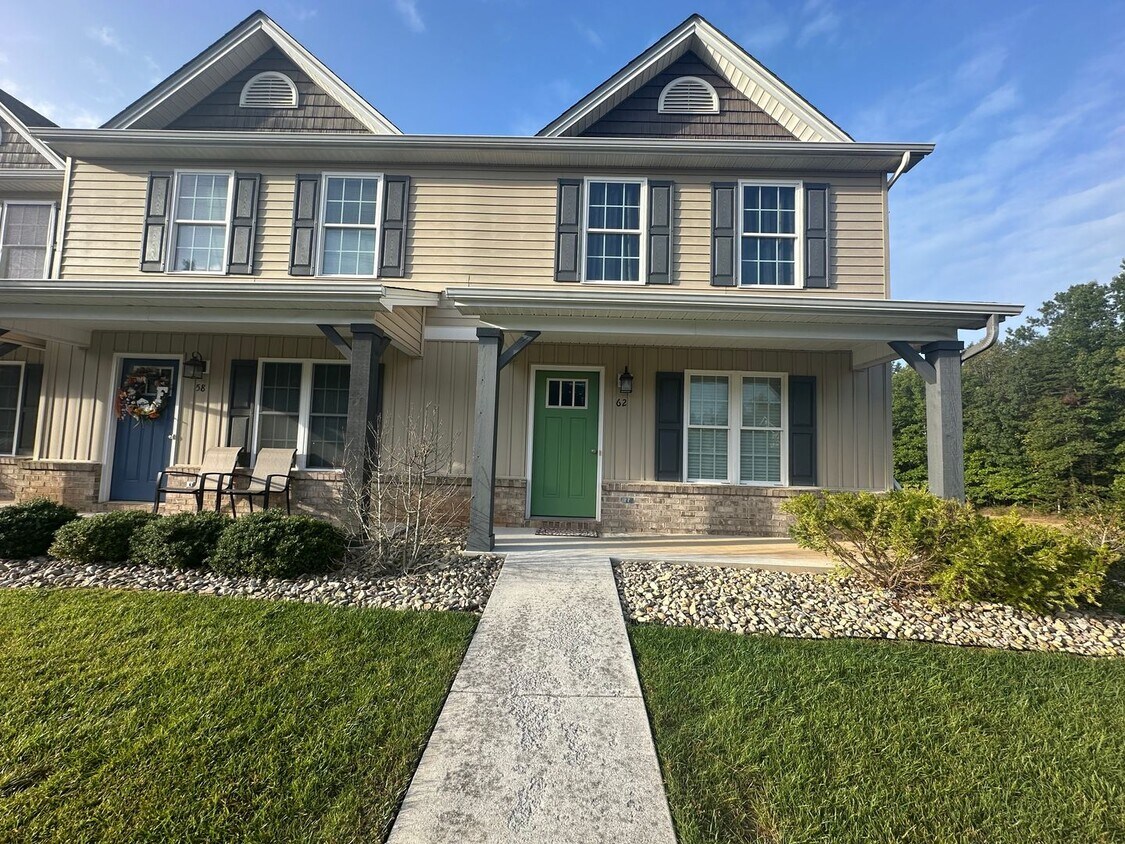 Foto principal - Tavern Grove Townhome in Campbell County-N...