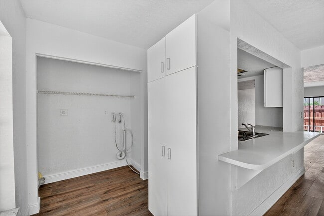 Conexión para lavadora/secadora - 1405 White Pine Dr